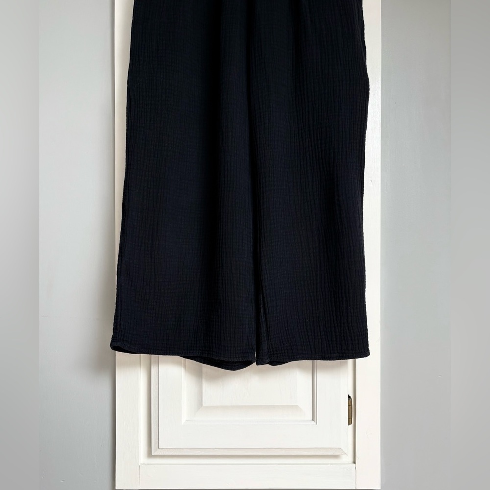 Zoe Set in Black - Picture 13 of 16